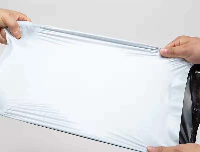 四方台白色快递袋-02